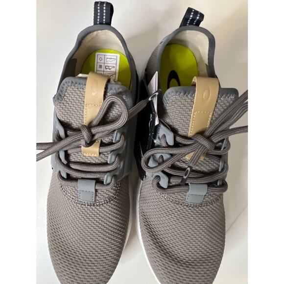 NIB Oakley Dry Men's Shoes - Size 7.5 - Picture 3 of 10